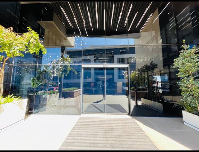 581M² OFFICE TO LET IN VORNA VALLEY